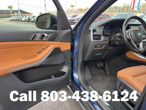 Used 2023 BMW X5 xDrive40i w/ Premium Package image 4