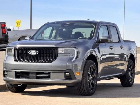 New 2026 Ford Maverick Lobo AWD/4WD image 2