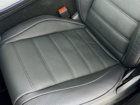 Used 2026 Mercedes-Benz GLS 450 4MATIC image 25