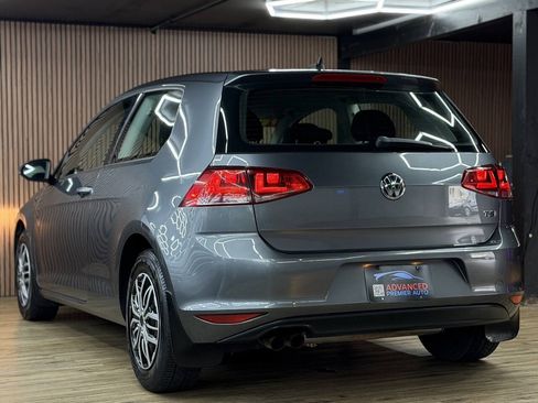 Used 2015 Volkswagen Golf S FWD image 9