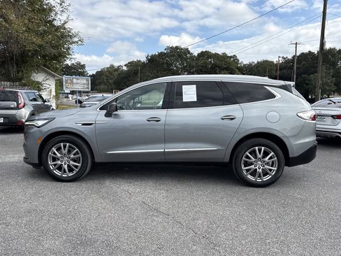 Used 2023 Buick Enclave Essence w/ Experience Buick Package image 2