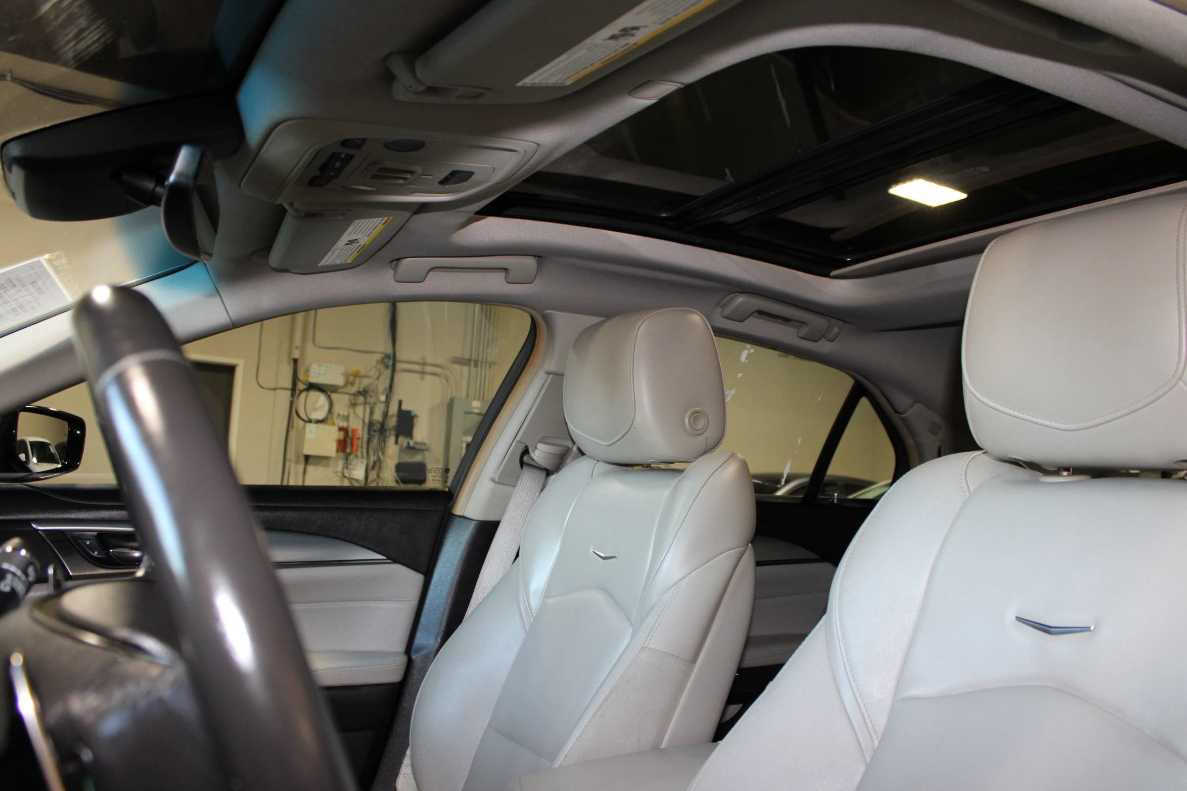 Used 2017 Cadillac CTS Luxury RWD image 29