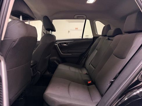 Used 2025 Toyota RAV4 XLE AWD/4WD image 23