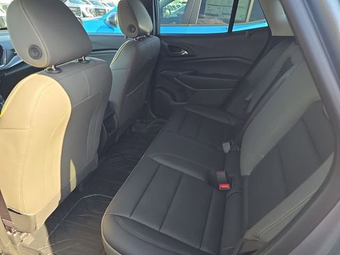 New 2026 Chevrolet Trax ACTIV w/ Driver Confidence Package FWD image 11