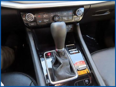 Used 2024 Jeep Compass Limited AWD/4WD image 16