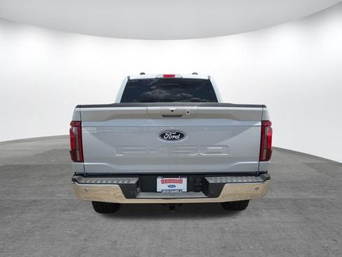 Used 2025 Ford F150 Lariat w/ Equipment Group 501A Mid AWD/4WD image 5