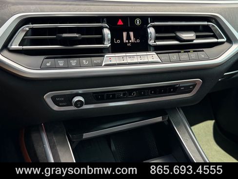 Used 2022 BMW X7 M50i AWD/4WD image 33