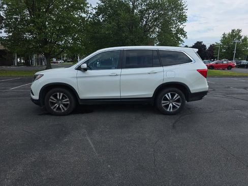 Used 2018 Honda Pilot EX image 4