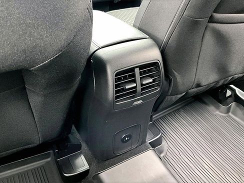 Used 2025 Ford Escape Active w/ Cold Weather Package image 33