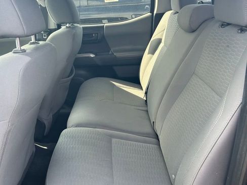 Used 2019 Toyota Tacoma SR5 image 6