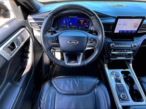 Used 2020 Ford Explorer ST AWD/4WD image 5