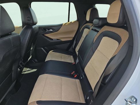 Used 2025 Chevrolet Equinox ACTIV w/ Safety and Technology Package image 10