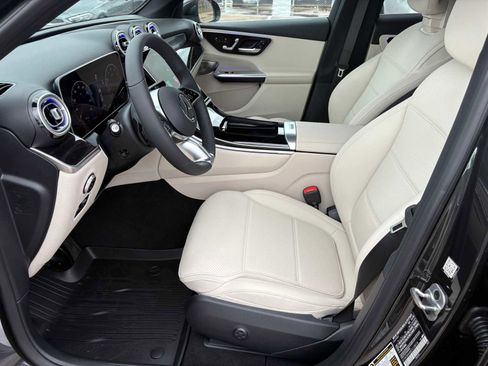 New 2026 Mercedes-Benz GLC 300 4MATIC image 14