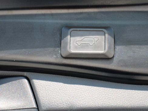 Certified 2019 Toyota RAV4 XLE Premium w/ Carpet Mat Package image 17