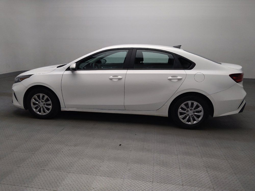 Used 2023 Kia Forte LX FWD image 3