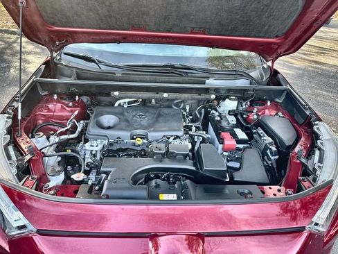 Used 2023 Toyota RAV4 XLE image 33