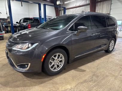 Used 2020 Chrysler Pacifica Touring-L