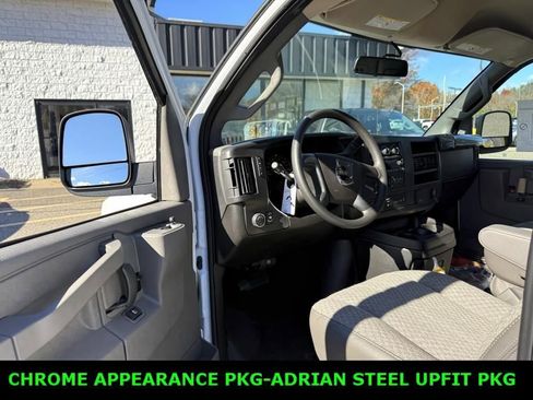 New 2025 GMC Savana 2500 w/ Chrome Appearance Package RWD image 13