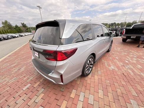 Certified 2025 Honda Odyssey EX-L image 35