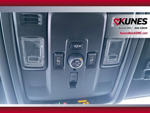 Used 2025 GMC Yukon Elevation w/ LPO, Floor Liner Package image 22