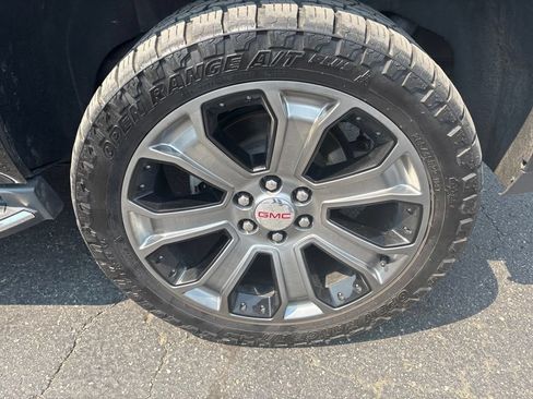 Used 2015 GMC Yukon SLT AWD/4WD image 28