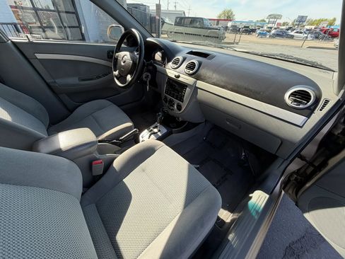 Used 2006 Suzuki Forenza Wagon FWD image 13