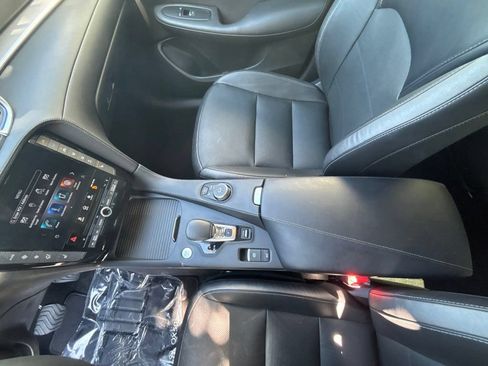 Used 2021 INFINITI QX50 Essential w/ Convenience Package FWD image 15