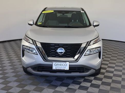 Used 2022 Nissan Rogue SV AWD/4WD image 3