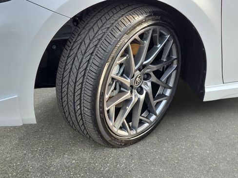 Used 2025 Toyota Camry XSE image 31