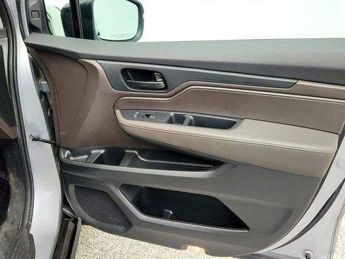 Used 2023 Honda Odyssey EX-L image 24