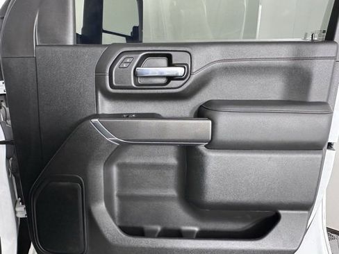 Used 2022 GMC Sierra 3500 AT4 image 31