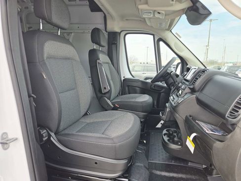 New 2026 RAM ProMaster 2500 w/ Convenience Group image 12