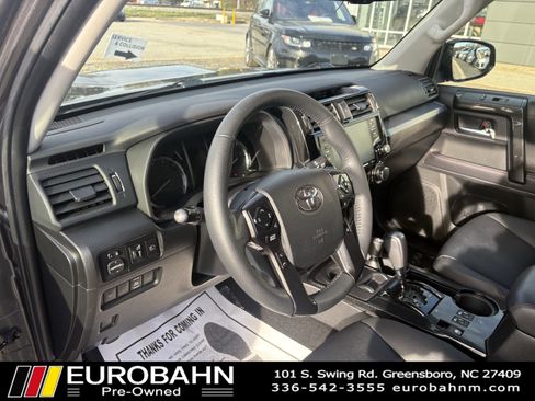 Used 2021 Toyota 4Runner Venture w/ Moonroof Package image 8