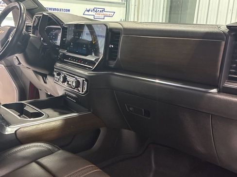 Used 2025 Chevrolet Silverado 2500 High Country image 43