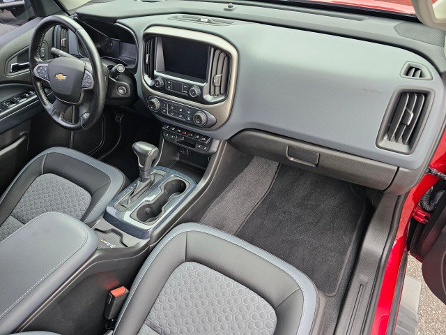 Used 2021 Chevrolet Colorado Z71 w/ Safety Package AWD/4WD image 11