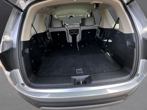 Used 2025 Honda Pilot EX-L image 27