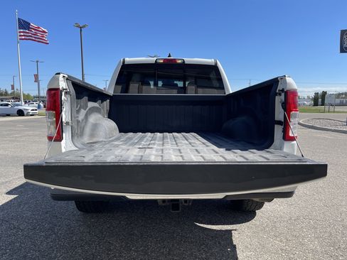 Used 2019 RAM 1500 Big Horn AWD/4WD image 9