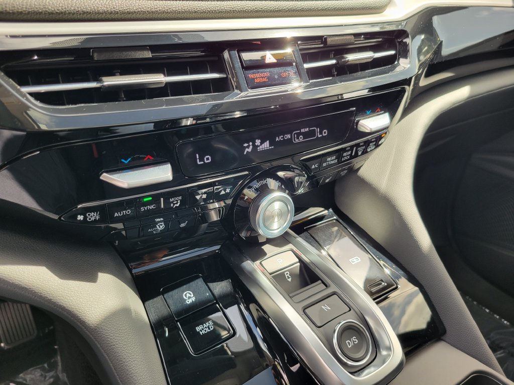 Used 2026 Acura MDX FWD image 32