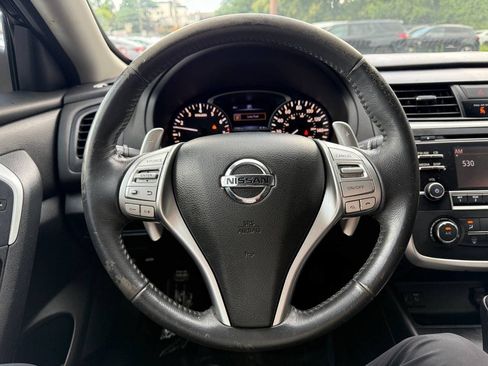 Used 2017 Nissan Altima 2.5 SR FWD image 19