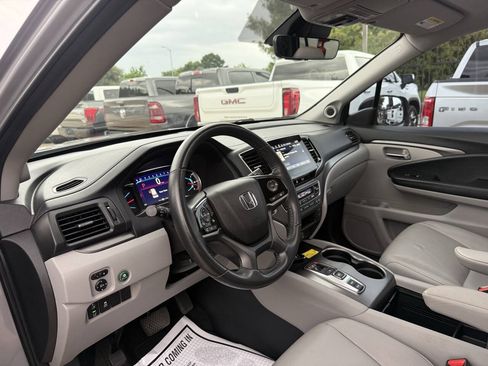 Used 2022 Honda Pilot EX-L image 6