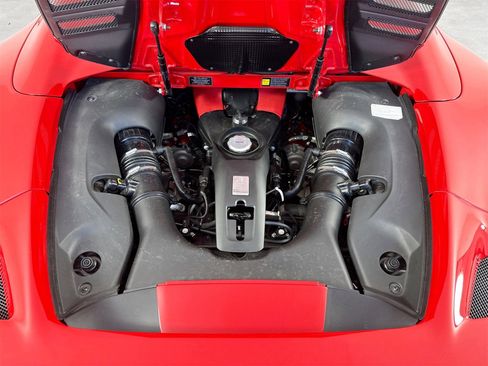 Certified 2021 Ferrari F8 Tributo image 26