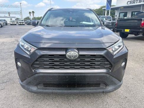 Used 2020 Toyota RAV4 XLE w/ Convenience Package FWD image 10