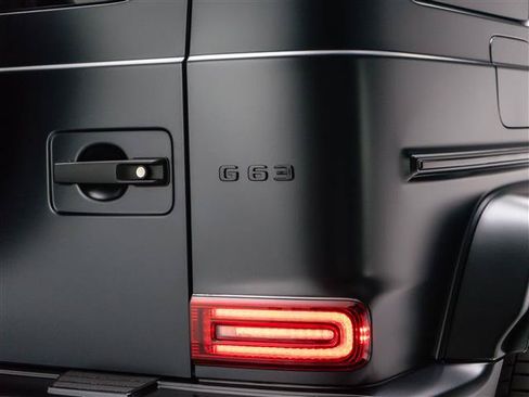Used 2025 Mercedes-Benz G 63 AMG 4MATIC image 34