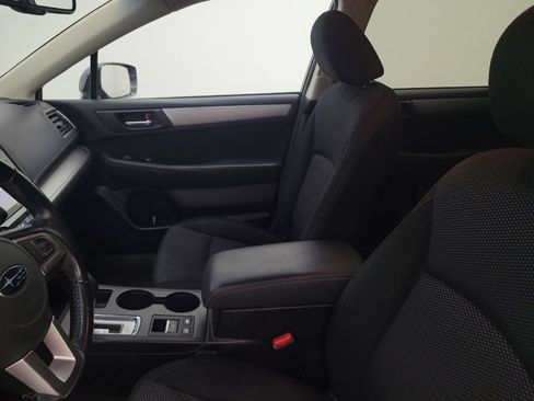 Used 2016 Subaru Outback 2.5i Premium image 17