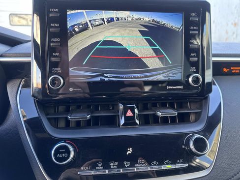 Used 2022 Toyota Corolla SE FWD image 14
