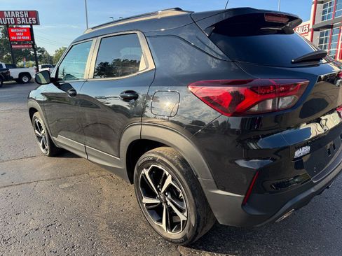 Used 2021 Chevrolet TrailBlazer RS w/ Convenience Package FWD image 10