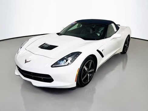 Used 2015 Chevrolet Corvette Stingray Convertible w/ 3LT Preferred Equipment Group image 3