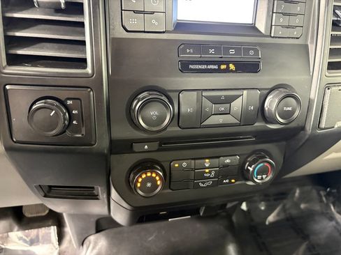 Used 2018 Ford F150 XL w/ Equipment Group 101A Mid AWD/4WD image 19
