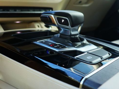 Used 2022 Audi Q5 2.0T Premium image 56