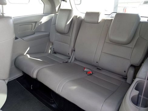 Used 2011 Honda Odyssey EX-L image 12